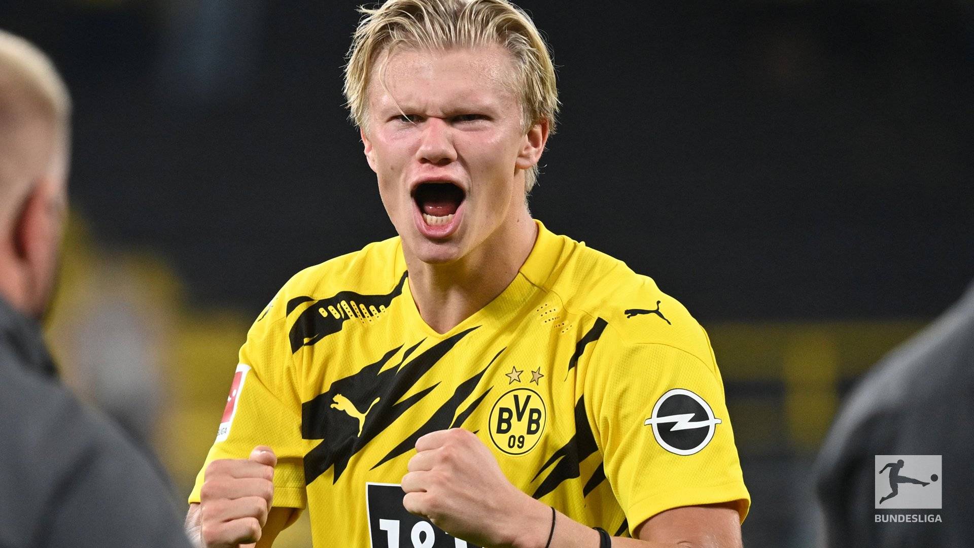 一名后腰后 一名后腰后